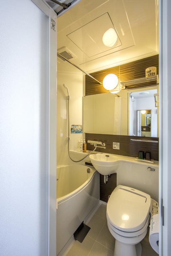 Super Hotel Totsuka Eki Higashiguchi Yokohama  Buitenkant foto